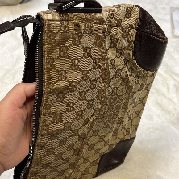 Gucci crossbody bag - Picture 10 of 12